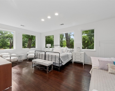 4605 E Parker Road - Photo Thumbnail 20