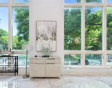 4605 E Parker Road - Photo Thumbnail 9