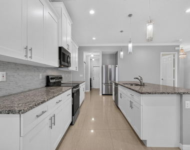 431 Sw Molloy Street - Photo Thumbnail 13