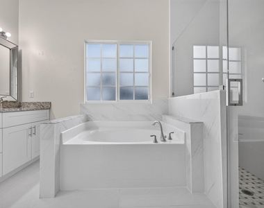 431 Sw Molloy Street - Photo Thumbnail 8