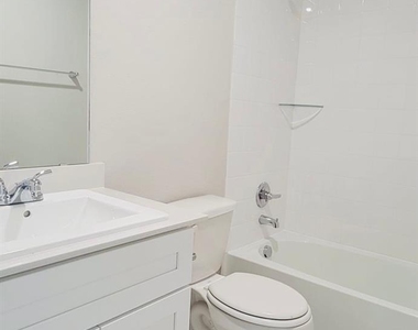 2533 Gaulding Street - Photo Thumbnail 5