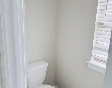2533 Gaulding Street - Photo Thumbnail 13