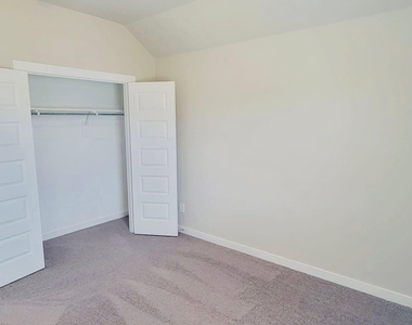 2533 Gaulding Street - Photo Thumbnail 10