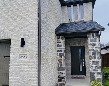 2533 Gaulding Street - Photo Thumbnail 8