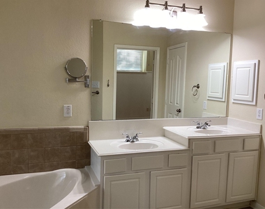 9120 Rose Court - Photo Thumbnail 15
