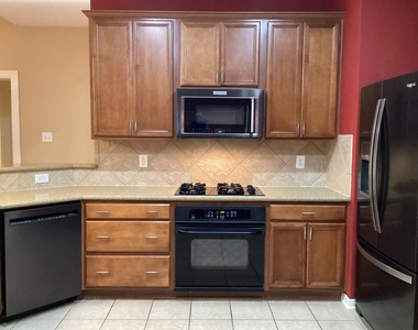 9120 Rose Court - Photo Thumbnail 7
