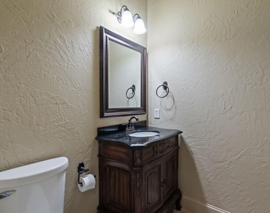 1516 Silverleaf Drive - Photo Thumbnail 17