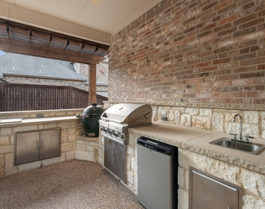 1516 Silverleaf Drive - Photo Thumbnail 32