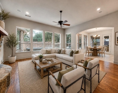 1516 Silverleaf Drive - Photo Thumbnail 9