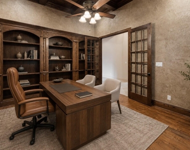 1516 Silverleaf Drive - Photo Thumbnail 7