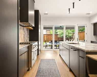 5133 Vickery Boulevard - Photo Thumbnail 14