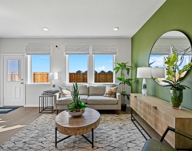 204 Tall Cedar Way - Photo Thumbnail 2