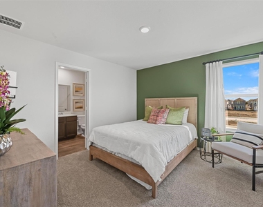 204 Tall Cedar Way - Photo Thumbnail 14