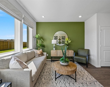 204 Tall Cedar Way - Photo Thumbnail 3