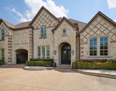 1450 Hilton Head Lane - Photo Thumbnail 38