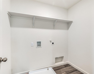 5516 Brownstone Lane - Photo Thumbnail 33