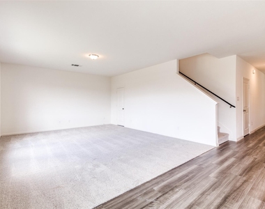 5516 Brownstone Lane - Photo Thumbnail 14