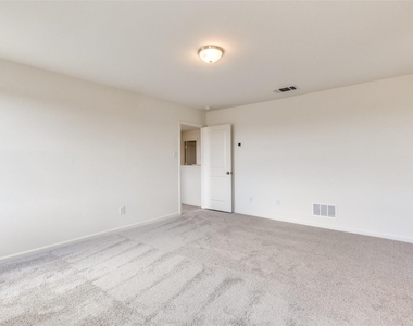 5516 Brownstone Lane - Photo Thumbnail 27