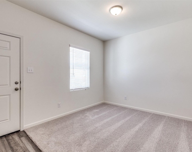 5516 Brownstone Lane - Photo Thumbnail 30