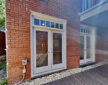 3420 Binkley Avenue - Photo Thumbnail 17