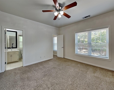 3420 Binkley Avenue - Photo Thumbnail 14