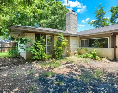 4049 Alicante Avenue - Photo Thumbnail 25