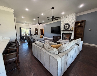 251 Rs County Road 3430 - Photo Thumbnail 5