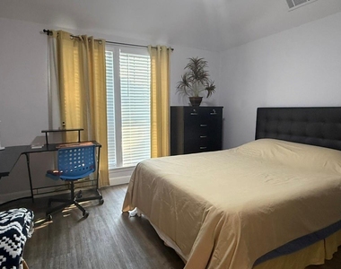2835 Keller Springs Road - Photo Thumbnail 7