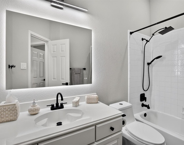 10908 Shadow Brook Lane - Photo Thumbnail 11