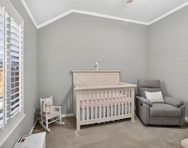 10908 Shadow Brook Lane - Photo Thumbnail 13