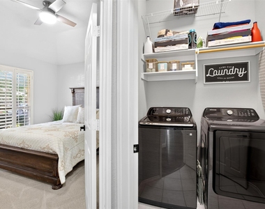 10908 Shadow Brook Lane - Photo Thumbnail 12