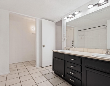 5550 Spring Valley - Photo Thumbnail 12