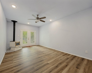 1214 W Morgan Street - Photo Thumbnail 11