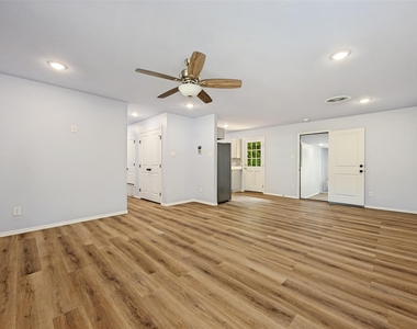 1214 W Morgan Street - Photo Thumbnail 4