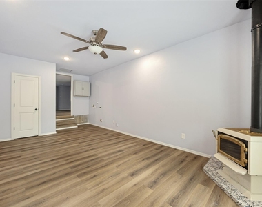 1214 W Morgan Street - Photo Thumbnail 9