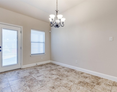 229 Dakota Drive - Photo Thumbnail 12