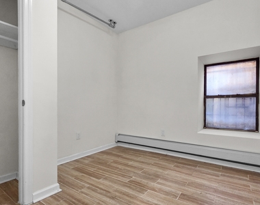 200 West 119th Street - Photo Thumbnail 5
