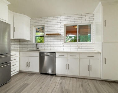 4400 Jane Anne Street - Photo Thumbnail 12