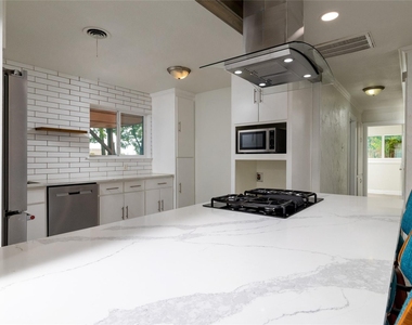4400 Jane Anne Street - Photo Thumbnail 10