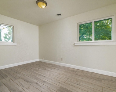 4400 Jane Anne Street - Photo Thumbnail 28