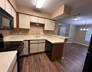 4707 Sausalito Drive - Photo Thumbnail 10