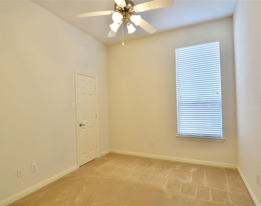 12420 Grey Twig Drive - Photo Thumbnail 34