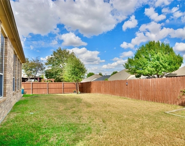 12420 Grey Twig Drive - Photo Thumbnail 5
