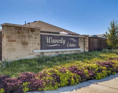 410 White Willow Drive - Photo Thumbnail 24