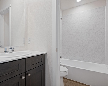 410 White Willow Drive - Photo Thumbnail 11