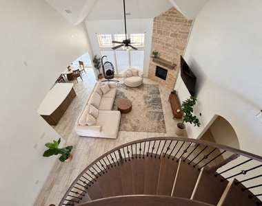 5412 Caesar Creek Court - Photo Thumbnail 7