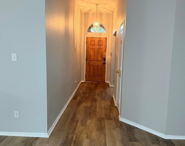 1619 Wintercrest Road - Photo Thumbnail 8