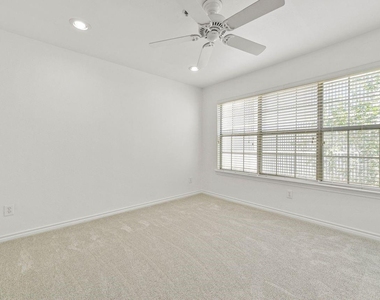 3100 Cole Avenue - Photo Thumbnail 22