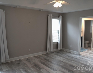 10442 Chelsea Bay Drive - Photo Thumbnail 25