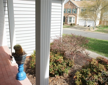 10442 Chelsea Bay Drive - Photo Thumbnail 3